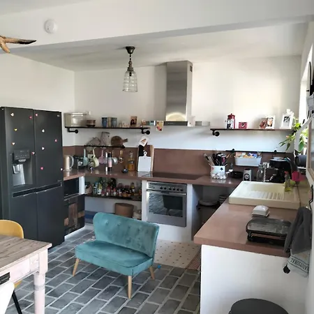 Holiday home Unieke Landelijke Woning Met Zwembad