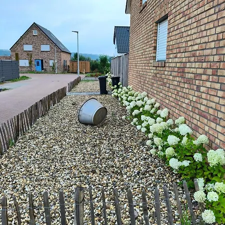 Holiday home Unieke Landelijke Woning Met Zwembad