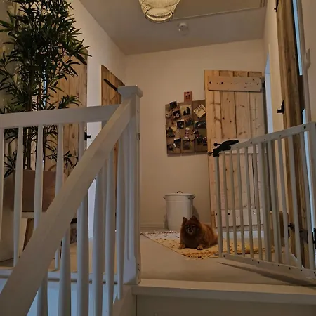 Holiday home Unieke Landelijke Woning Met Zwembad