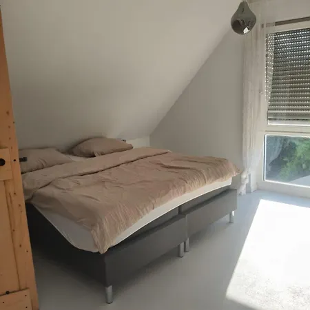 Unieke Landelijke Woning Met Zwembad Ferienhaus