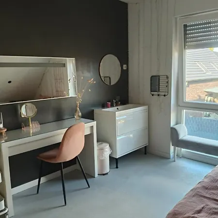 Unieke Landelijke Woning Met Zwembad *