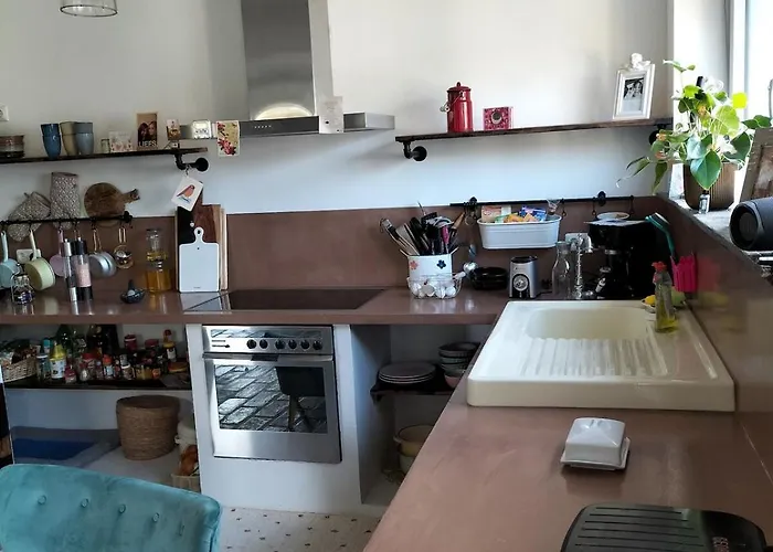 Hébergement de vacances Unieke Landelijke Woning Met Zwembad *