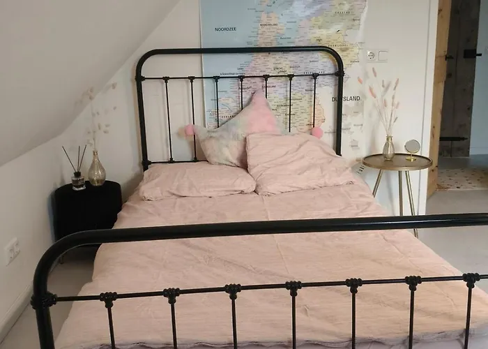 Unieke Landelijke Woning Met Zwembad Hébergement de vacances Kranenburg (North Rhine-Westphalia)