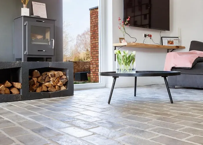 Unieke Landelijke Woning Met Zwembad