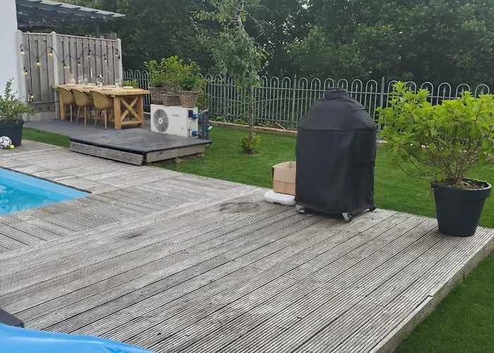 Unieke Landelijke Woning Met Zwembad Hébergement de vacances *